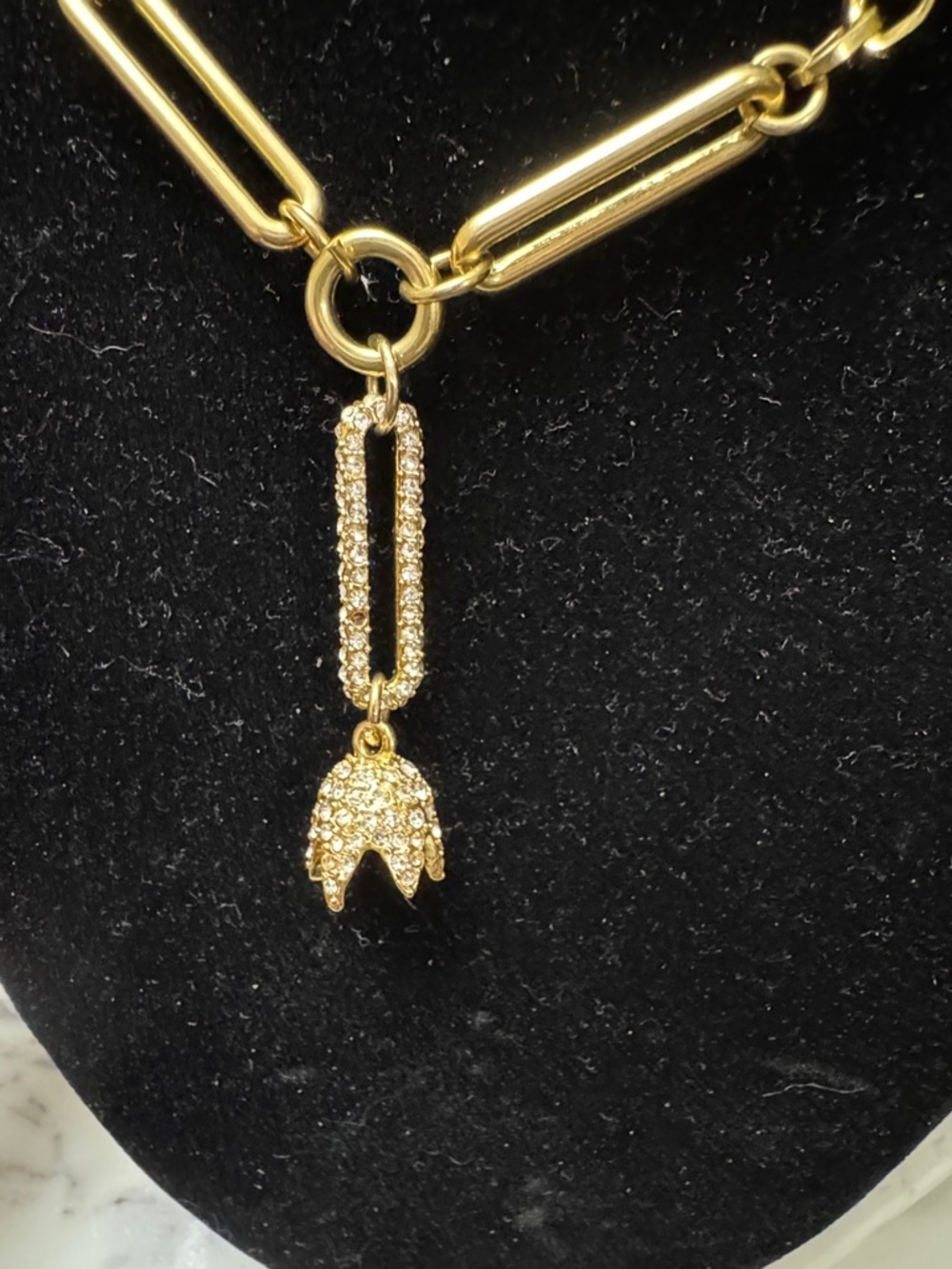 Gold Link Pendant Necklace - Women Jewelry - Picture 3 of 5